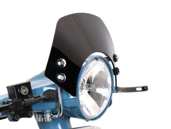 MN2514B - MOTO NOSTRA Parabrezza con supporti cromati l=300mm, h=105mm per Vespa PX80, PX125, PX150, PX200, LML 125/150 Star/Stella - nero