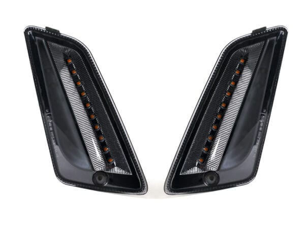 MN614FB -  MOTO NOSTRA Coppia di indicatori anteriori (2014) luce dinamica LED sequenziale, luce diurna (marchio E) - Vespa GT, GTL, GTV, GTS 125-300, HPE, Supertech (2019-2022) - fumé